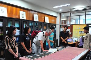 สถาบันวิจัยศิลปะและวัฒนธรรมอีสาน ต้อนรับคณะศึกษาดูงานจากคณะวิทยาศาสตร์ มหาวิทยาลัยมหาสารคาม