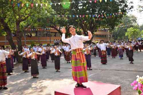 ร่วมงานนมัสการสมโภช สรงน้ำ