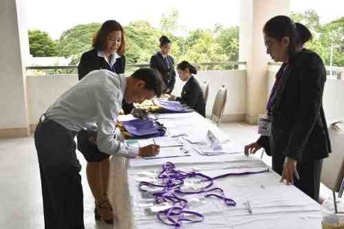 ผู้อำนวยการบรรยายพิเศษ ในการประชุมวิชาการระดับชาติ