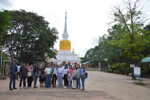 นิสิตมหาวิทยาลัยภูมินทร์พนมเปญ