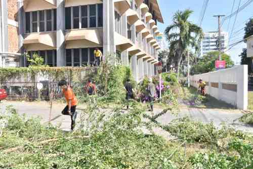 จัดกิจกรรม  Big Cleaning Day เพื่อถวายเป็นพระราชกุศล