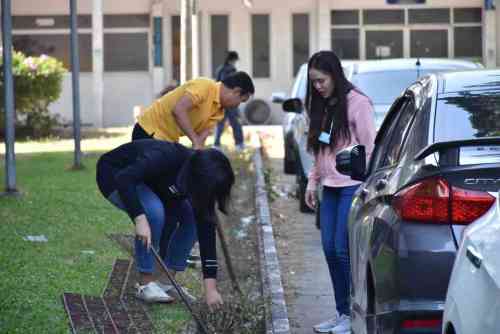 จัดกิจกรรม  Big Cleaning Day เพื่อถวายเป็นพระราชกุศล