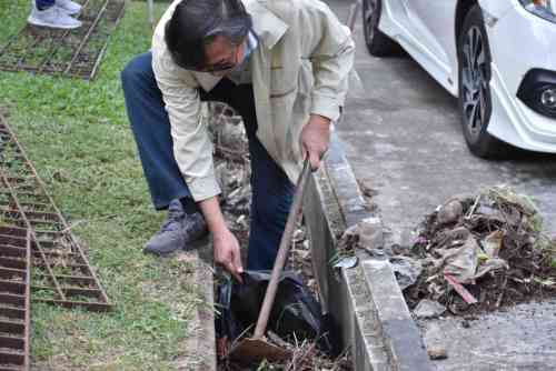 จัดกิจกรรม  Big Cleaning Day เพื่อถวายเป็นพระราชกุศล